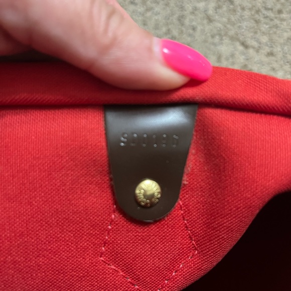 Speedy 30 Damier Ebene. Very clean and hardy used. Comes with lock and key. - Picture 5 of 10